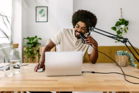 How To Engage With Influencers And Build A Digital Community