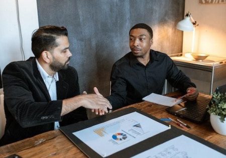 How HR Leaders Embrace The Hybrid Symphony