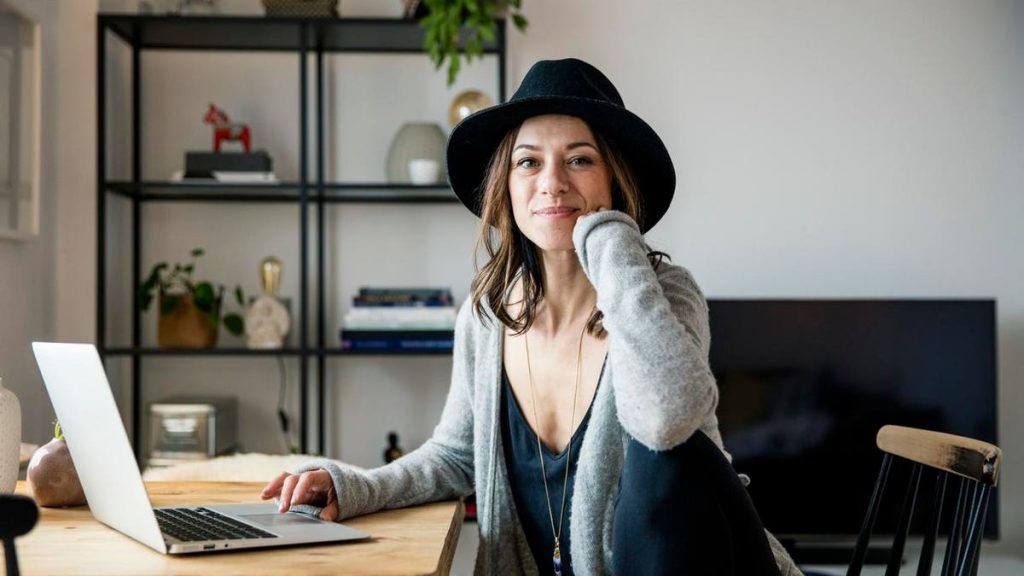 Using ChatGPT To Build An Influential Online Presence