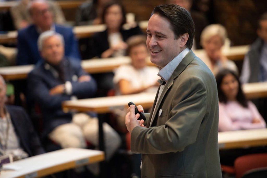 Business is a learning race At INSEAD partnering means learning faster