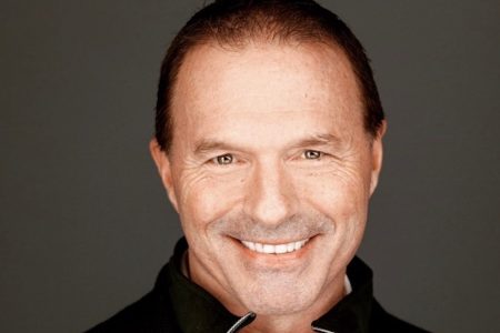 Follow This Wealth Builder’s Playbook to Success