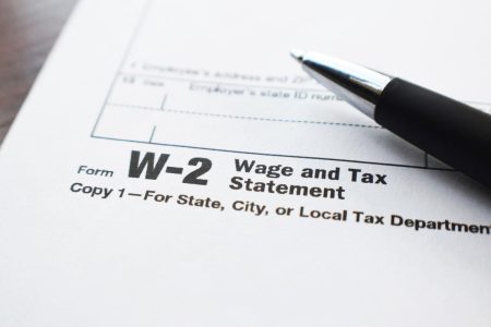 IRS E-Filing Threshold Drops To 10 For W-2s, 1099s