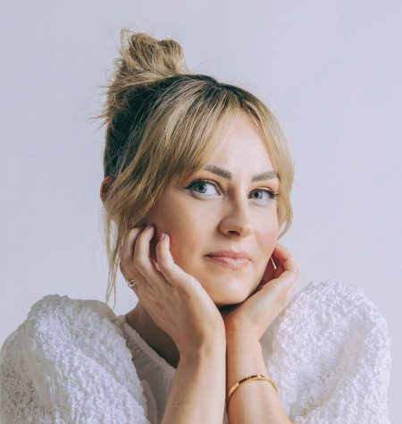 Blind Content Creator Molly Burke Discusses Bias In Hiring