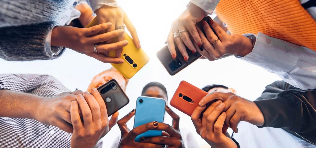 How Many Friends Is Too Many? A Psychologist Offers Advice