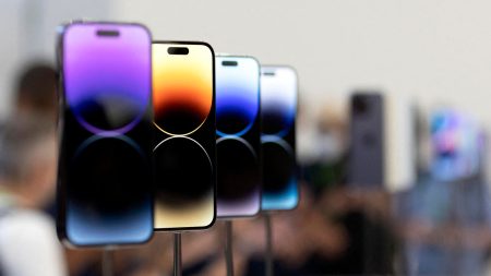 iPhone 16 Design Leaks, iMac And MacBook Reviews, MacOS Update Problems