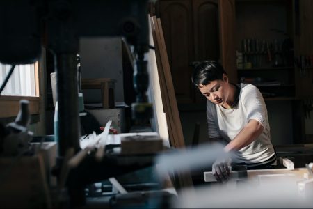 How to Turn Your Side Hustle Into a Thriving Business